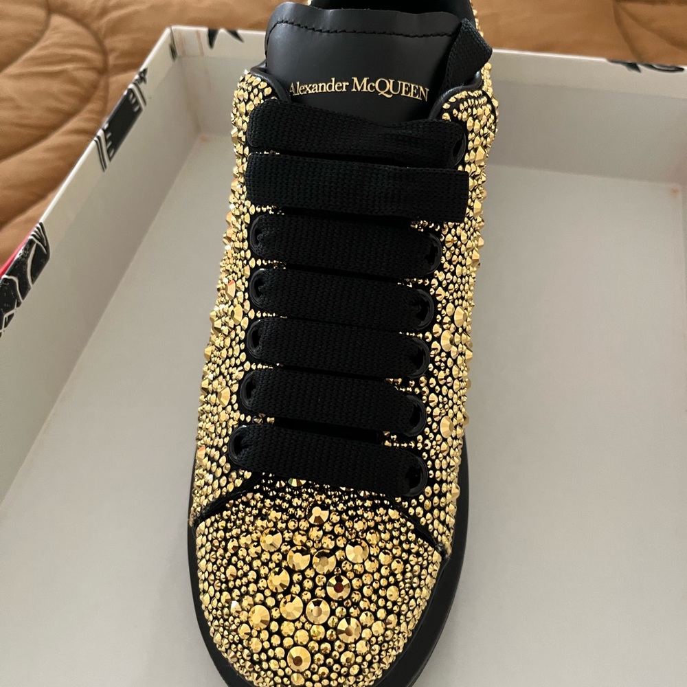 Alexander McQueen sneakers size 7 brand new